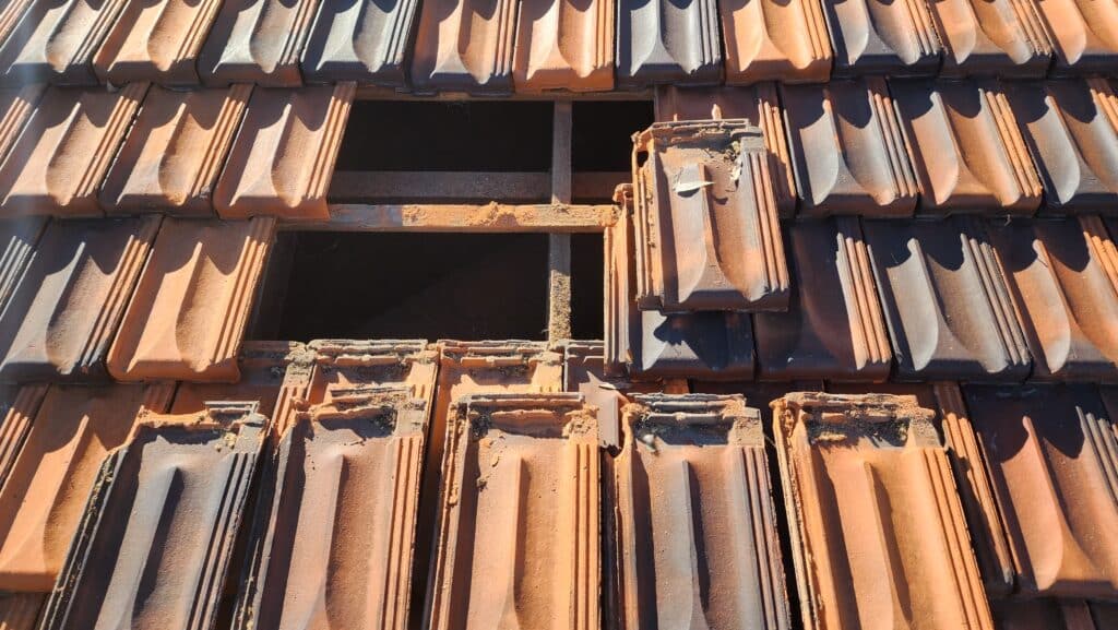 Fretting clay roof tiles perth